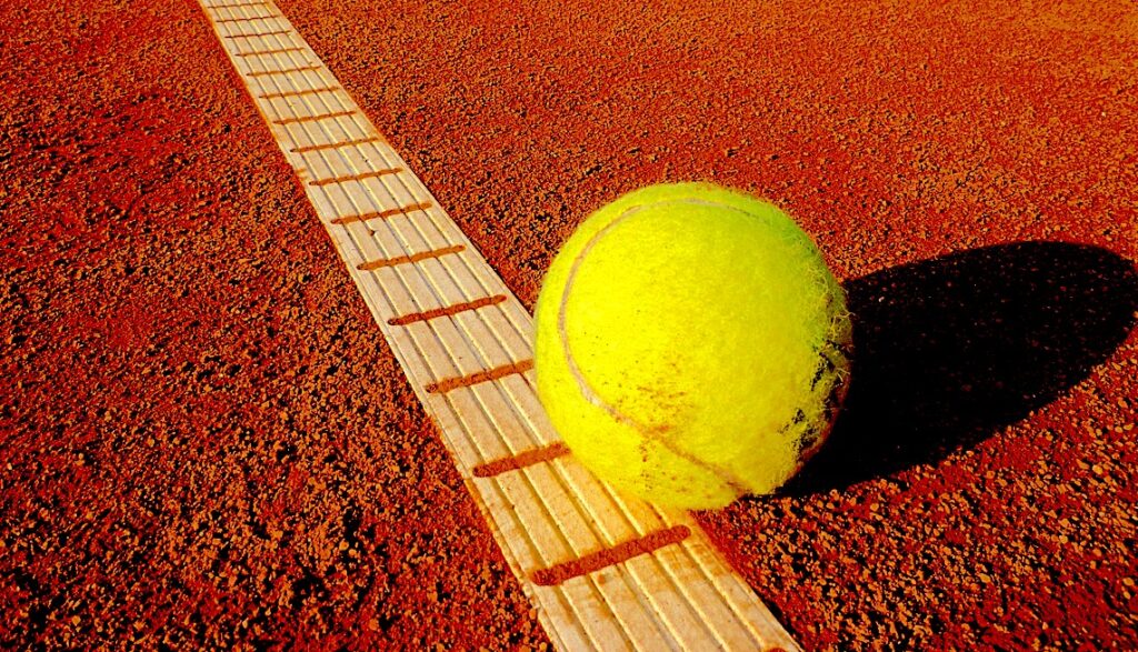 tennis-ball-red-ash