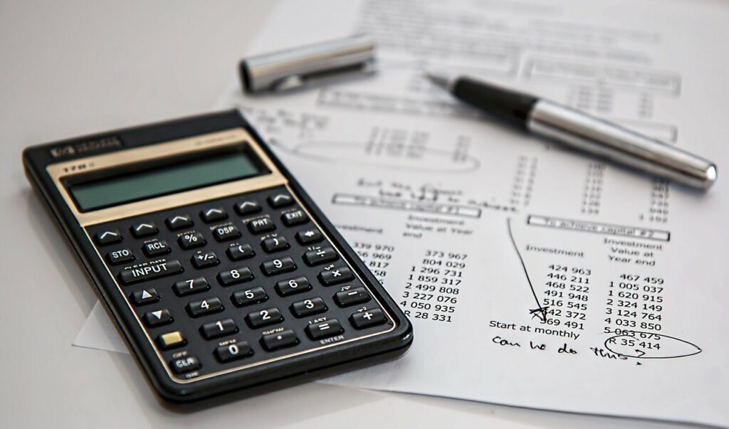 calculator-calculations-finance